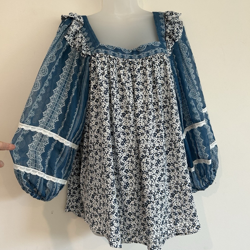 Davi & Dani Floral Blouse Sz L Boho Balloon Sleeve Cottage Ruffle Lace Trim